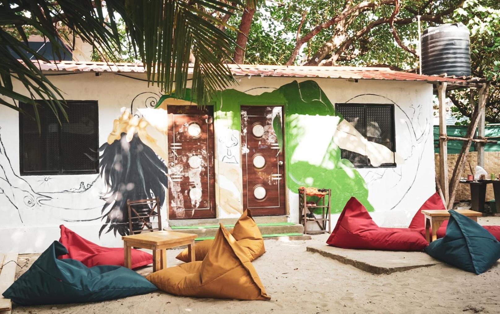 12 Monks - Beachside Hostel Arambol Eksteriør billede