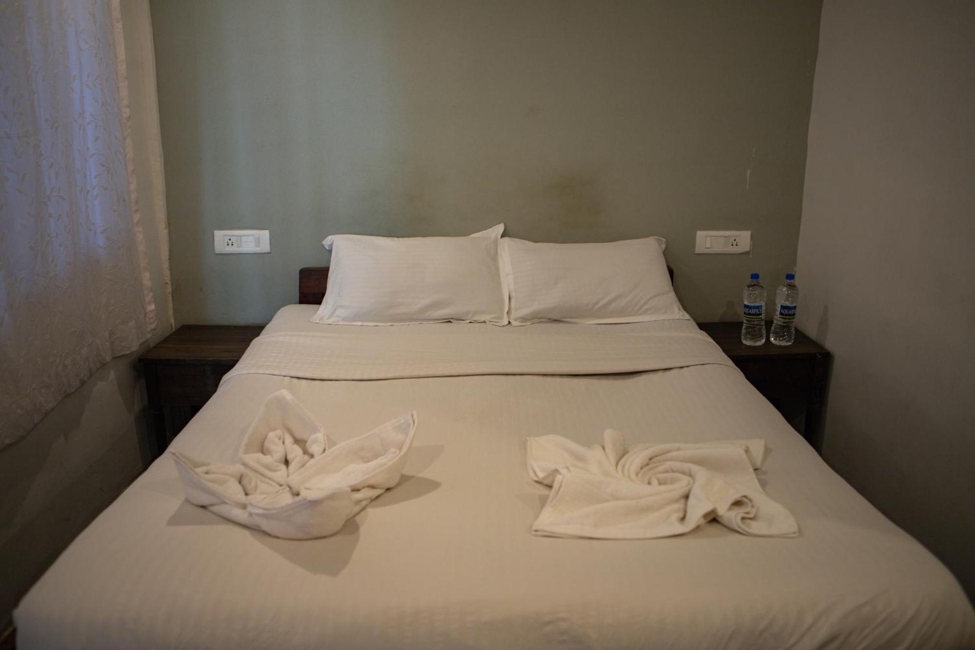 12 Monks - Beachside Hostel Arambol Eksteriør billede