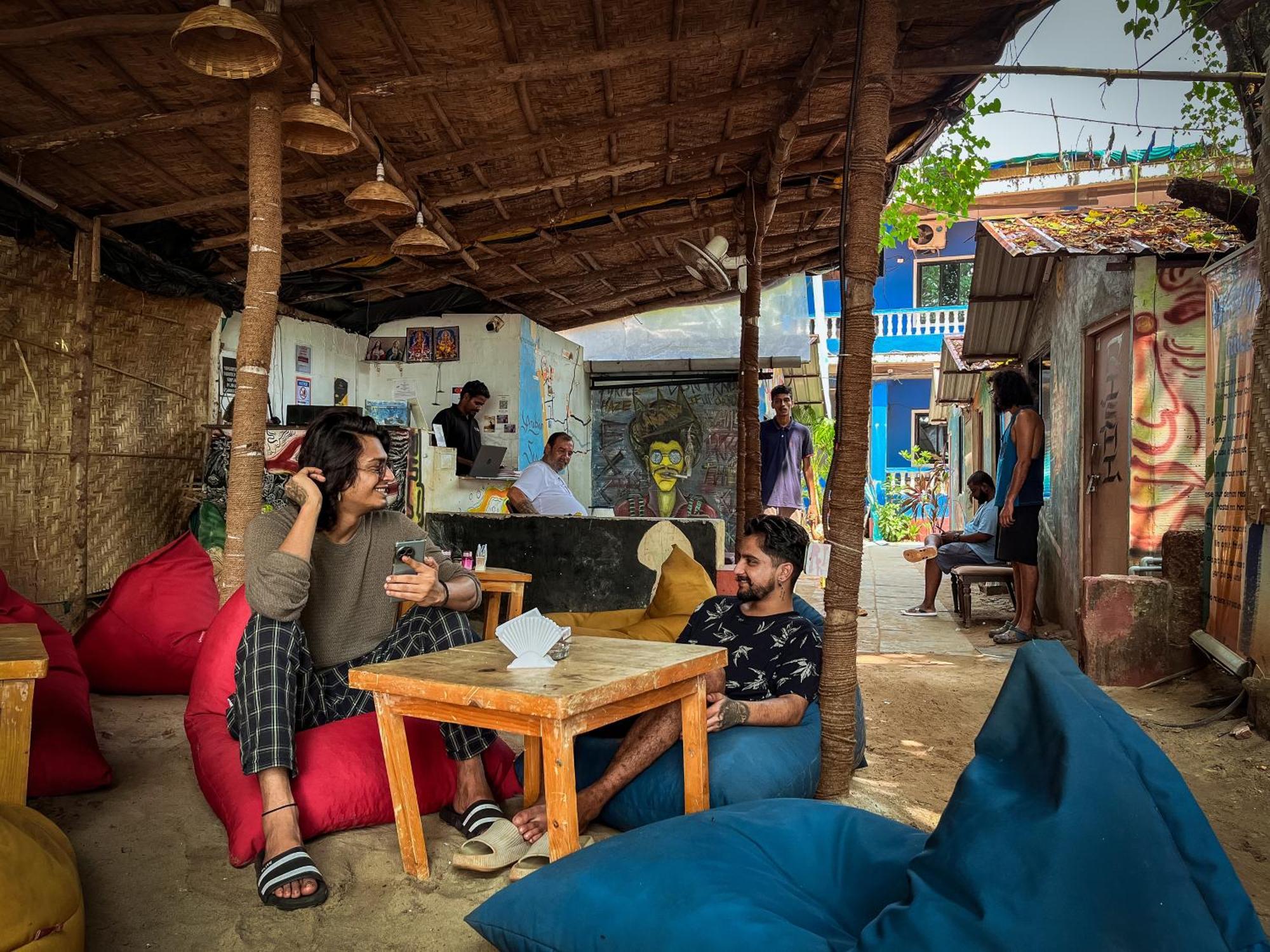 12 Monks - Beachside Hostel Arambol Eksteriør billede