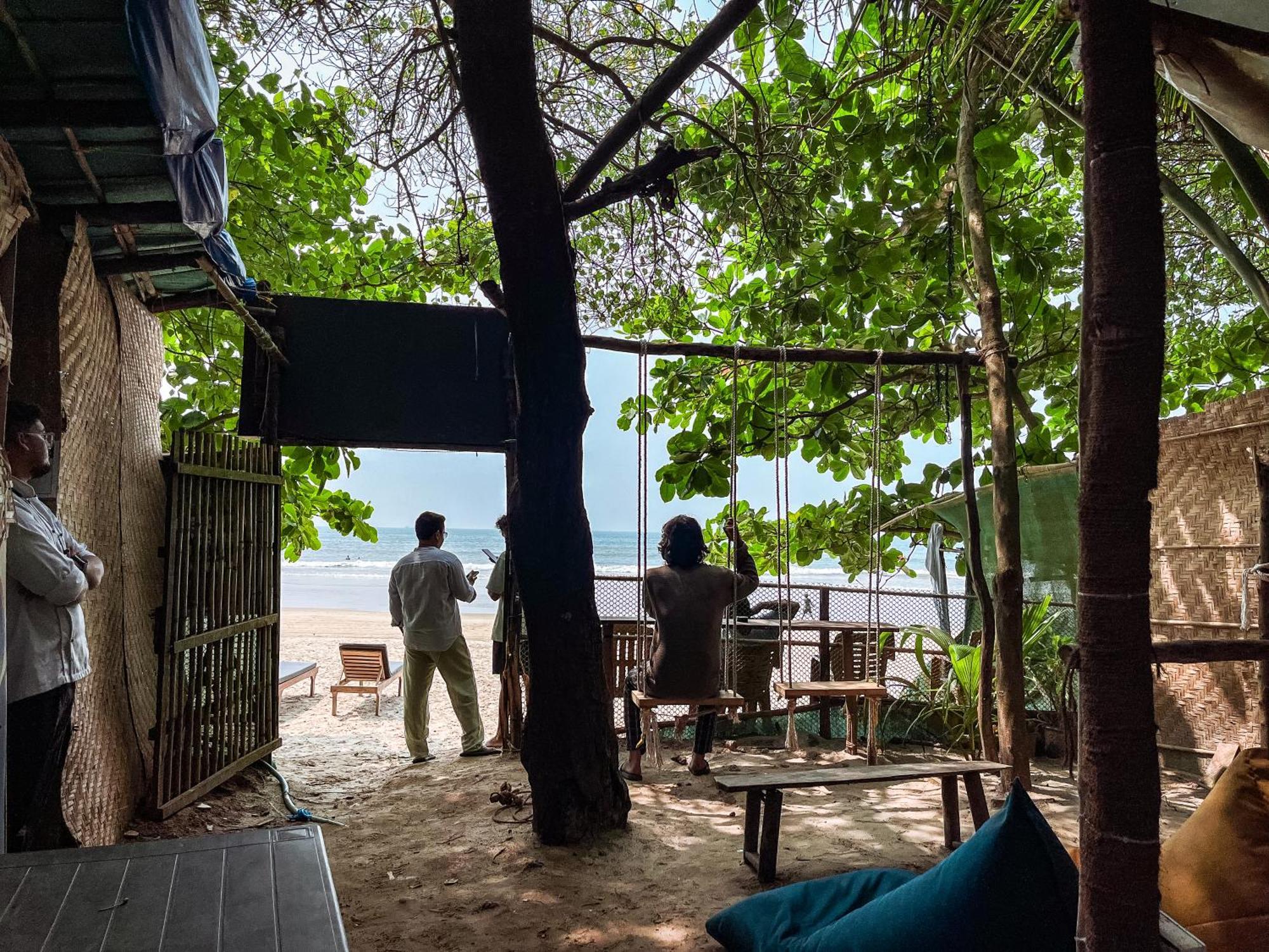 12 Monks - Beachside Hostel Arambol Eksteriør billede
